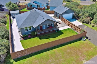 1233 Camero Loop SW, Ocean Shores, WA 98569