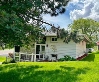 8 Deerwood St, Duluth, MN 55811