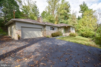 981 Limekiln Rd, Doylestown, PA 18901