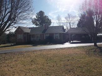 2000 Hunters Place, Mount Juliet, TN 37122