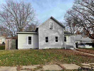 612 W Elm St, Wilber, NE 68465