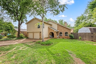 3008 Raintree Ct, Bedford, TX 76021