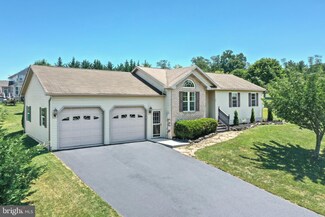 26 Burns Rd, Spring Grove, PA 17362