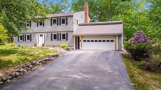 21 Knowles Ln, Winthrop, ME 04364