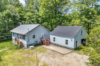 28 Pond Rd, Wilton, ME 04294