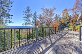 6415 Green Leaf Ln, Foresthill, CA 95631