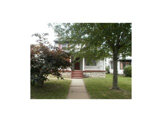 5604 Paseo Blvd, Kansas City, MO 64110