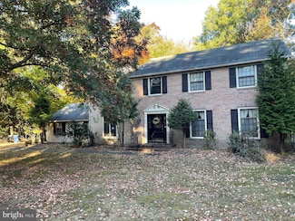 21 Holly Oak Dr, Voorhees, NJ 08043