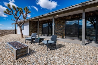 17289 Lomila Dr, Dolan Springs, AZ 86441