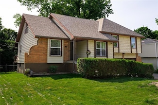 7207 N Woodland Ave, Kansas City, MO 64118