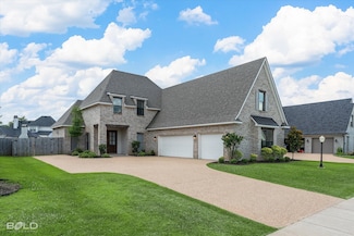 628 Dumaine Dr, Bossier City, LA 71111