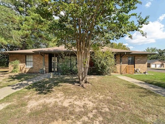 36 Dawn Cir, Longview, TX 75605