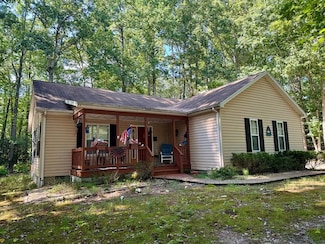 2438 Spinnaker St, Greenbackville, VA 23356