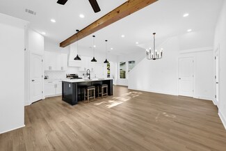 10141 Norvic St, Houston, TX 77029
