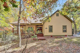 30 Boulder Point Dr, Hardy, VA 24101