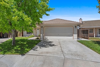 601 Kathryn Dr, Hollister, CA 95023