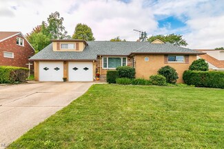 1926 Rush Rd, Wickliffe, OH 44092