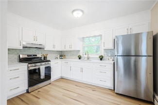 7 Maggio Ave, Westerly, RI 02891