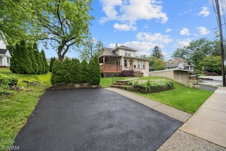 1096 Broad St, Clifton, NJ 07013