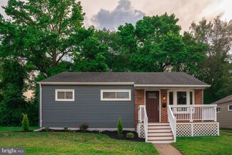 879 Crescent Ave, Runnemede, NJ 08078