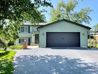 2717 29th St, Zion, IL 60099