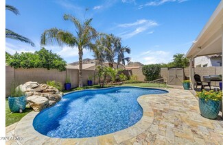 5511 W Molly Ln, Phoenix, AZ 85083