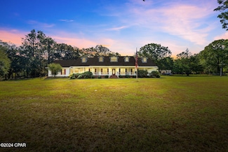5563 Douglas Ferry Rd, Caryville, FL 32427