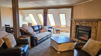 203a Leatherbark, Snowshoe, WV 26209