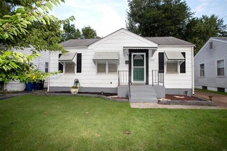 4352 Saint Leo Ln, Saint Ann, MO 63074