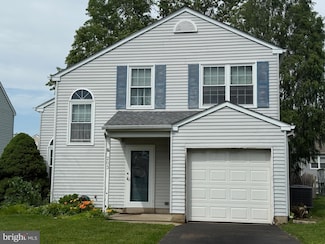 203 Country Side Ln, Telford, PA 18969