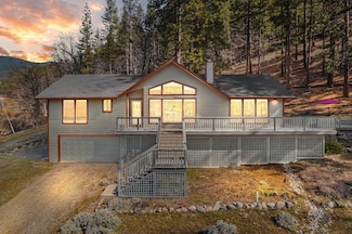 13502 Graveyard Gulch Rd, Fort Jones, CA 96032