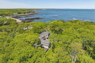 41 Old Mill Rd, Cape Elizabeth, ME 04107