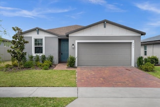 523 Tortugas St, Haines City, FL 33844