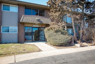 4418 Beau Monde Dr Unit 201, Lisle, IL 60532