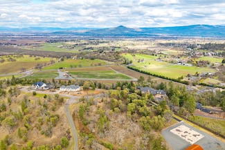 45 Vineyard View Cir Unit 10, Medford, OR 97501