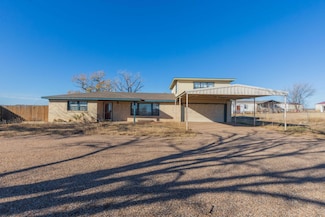 1209 S Main St, Shamrock, TX 79079