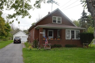 5359 Genesee St, Bowmansville, NY 14026