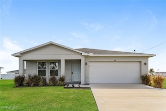 900 Wilmington Pkwy, Cape Coral, FL 33993