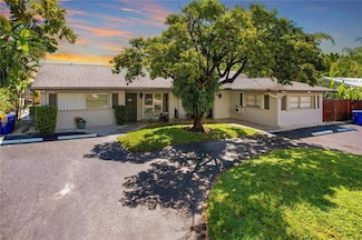 5720 NE 27th Ave, Fort Lauderdale, FL 33308