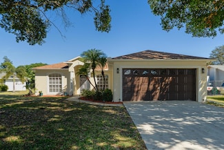 2201 SE Carnation Rd, Port Saint Lucie, FL 34952