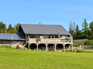 869 Piper Hill Rd, Stewartstown, NH 03576