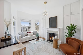380 Dolores St Unit 6, San Francisco, CA 94110