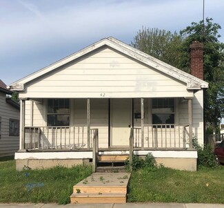 427 N East St, Tipton, IN 46072