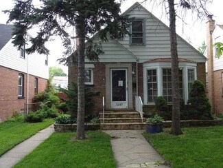 3237 N Plainfield Ave, Chicago, IL 60634