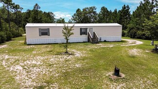 1753 Sawmill Rd, Apalachicola, FL 32320