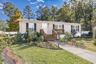 121 Darlene Dr, Myrtle Beach, SC 29588