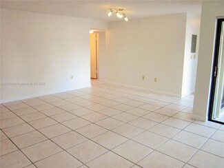 8827 SW 123 Ct Unit 303, Unincorporated Dade County, FL 33186