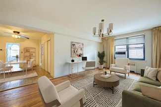 32-43 91st St Unit 504, East Elmhurst, NY 11369
