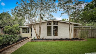 2802 Bent Bow Dr, San Antonio, TX 78209