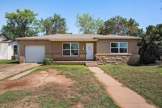 1914 39th St, Lubbock, TX 79412